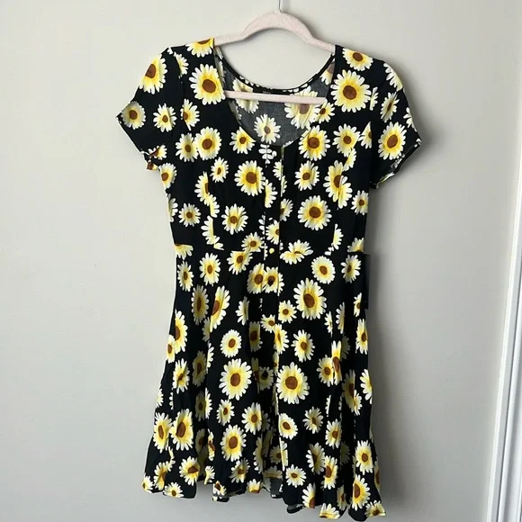 FOREVER 21 SUNFLOWER DRESS - Picture 1 of 3